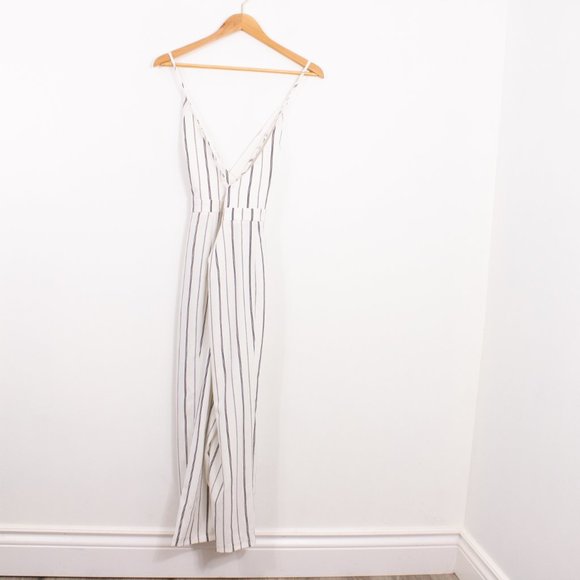 *Seductions by Sirens Black and White Jumpsuit - Picture 5 of 9